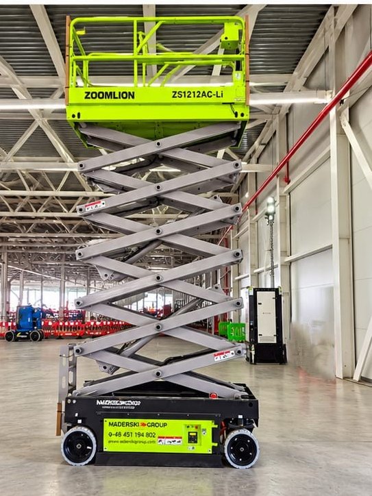 Podnośnik nożycowy Zoomlift ZS1212AC-Li 5